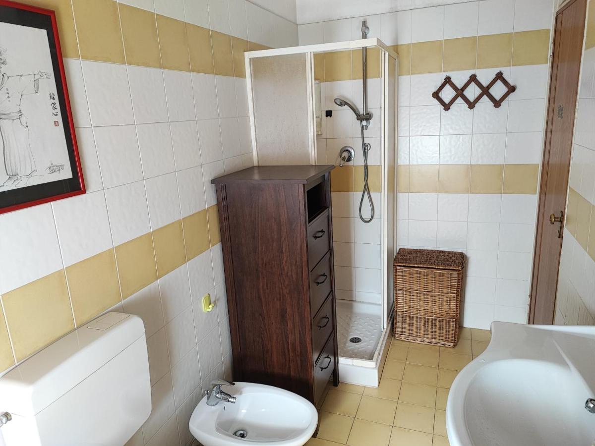 Appartamento Chic Vista Lago - Casa Janis Verbania Eksteriør billede