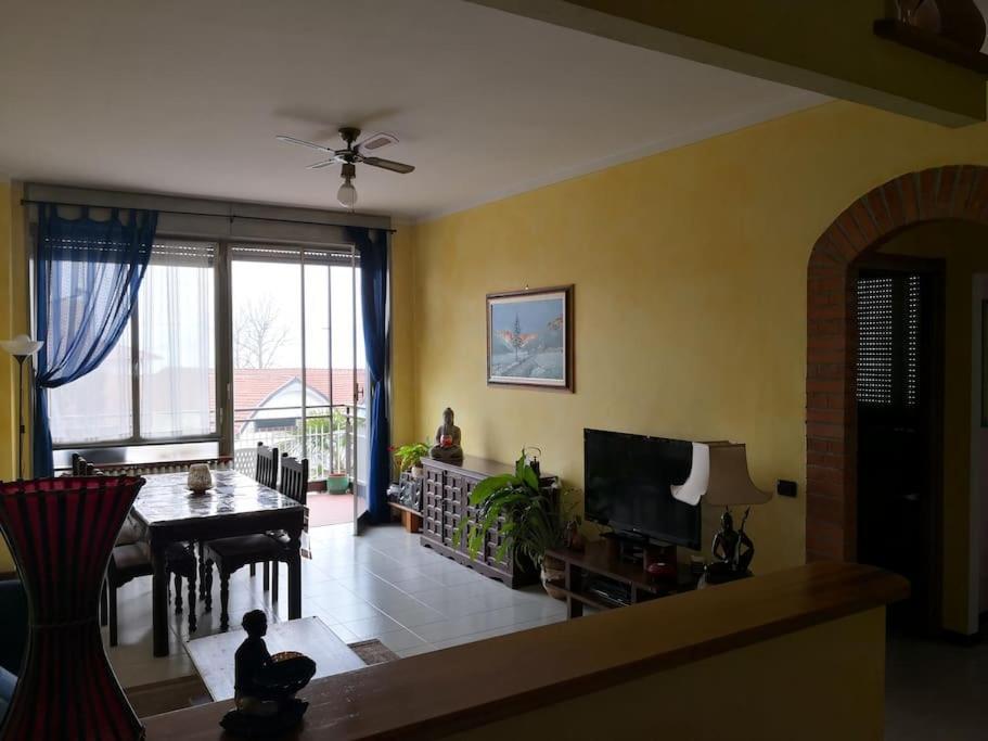 Appartamento Chic Vista Lago - Casa Janis Verbania Eksteriør billede