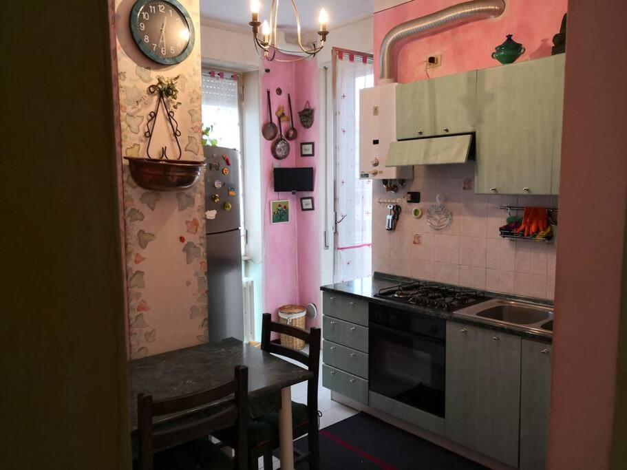 Appartamento Chic Vista Lago - Casa Janis Verbania Eksteriør billede